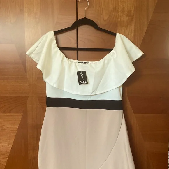 short quiz dresses Quiz Clothing Dresses | Never Worn! Quiz Clothing Two Tone Dress -Size 12 | Color: Black/Tan | Size: 12